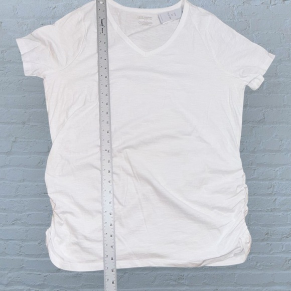 NWT LANE BRYANT V-Neck Ruched-Side Tee - 10/12 White - Picture 10 of 13